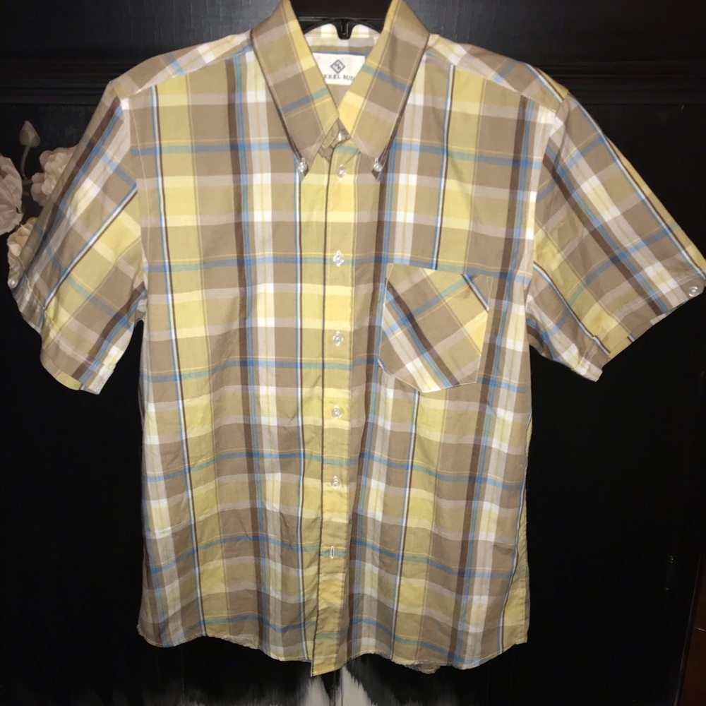 mekkel rude button down